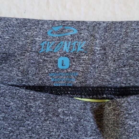 Ikonik shorts  - Picture 2 of 3